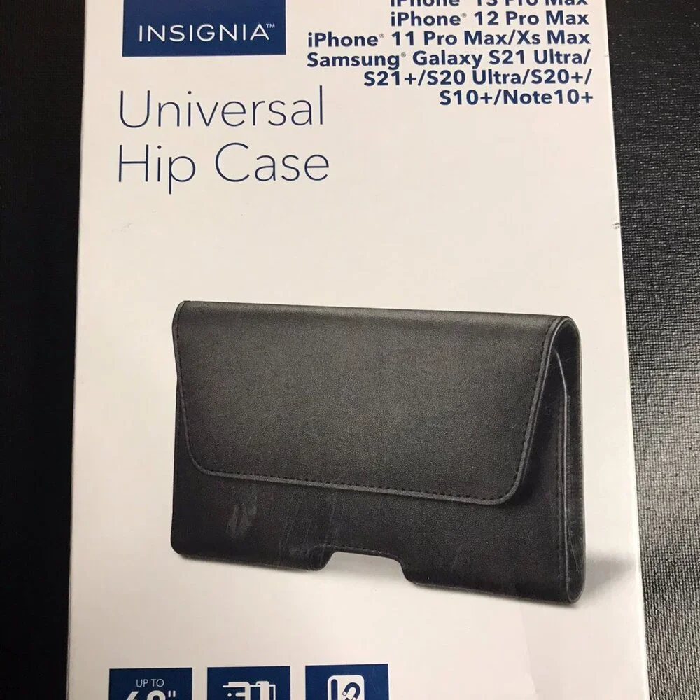 nsignia™ - Universal Holster Case for Screens up to 6.9